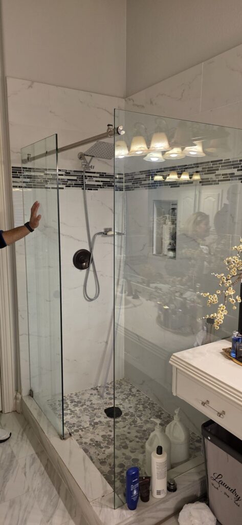 Glass shower with tile niche – Fixora Remodeling, Plano TX